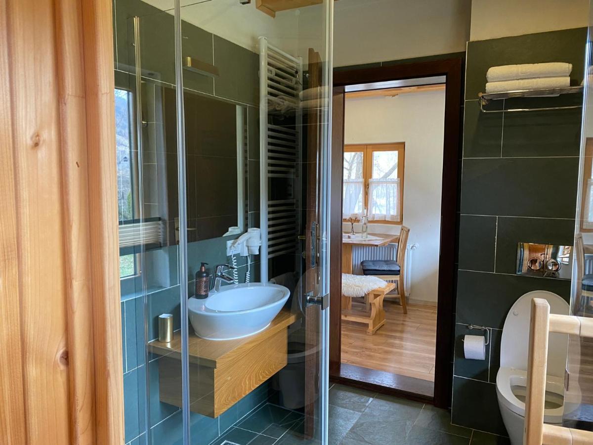 Magnolia Resort Chalets Viseu de Sus Bagian luar foto