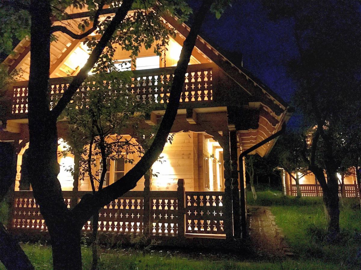Magnolia Resort Chalets Viseu de Sus Bagian luar foto